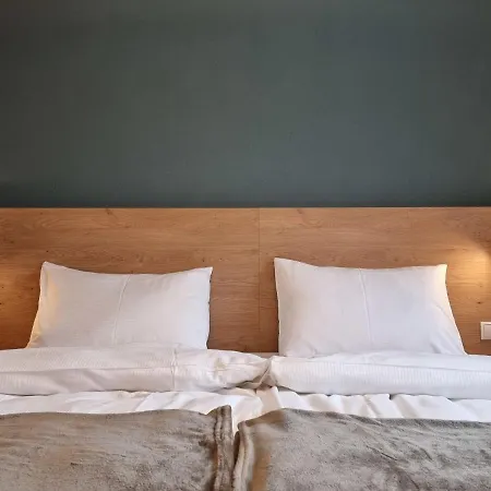 Brillenschnucke By Interhome See